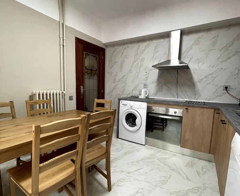 Piso Reformado En El Centro De Logrono Apartment Екстериор снимка